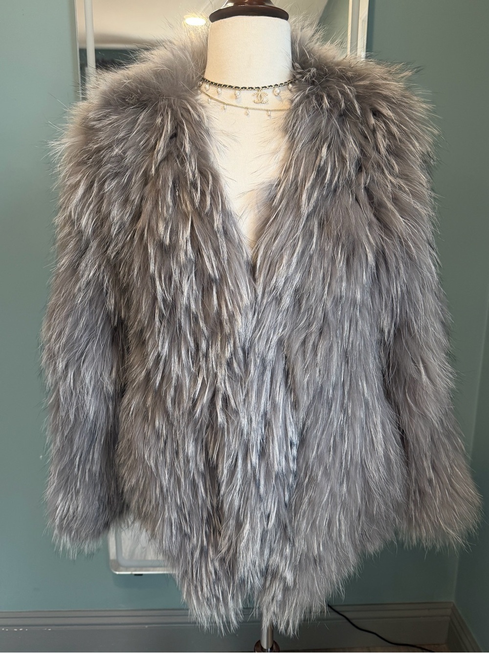 Vintage 100% Raccoon Fur Double-Sided Knit Silver Gray Fur Jacket Coat